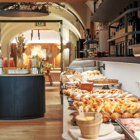 Franceschi Park Hotel 4*